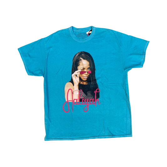 Aaliyah (T-Shirt) Official Merchandise